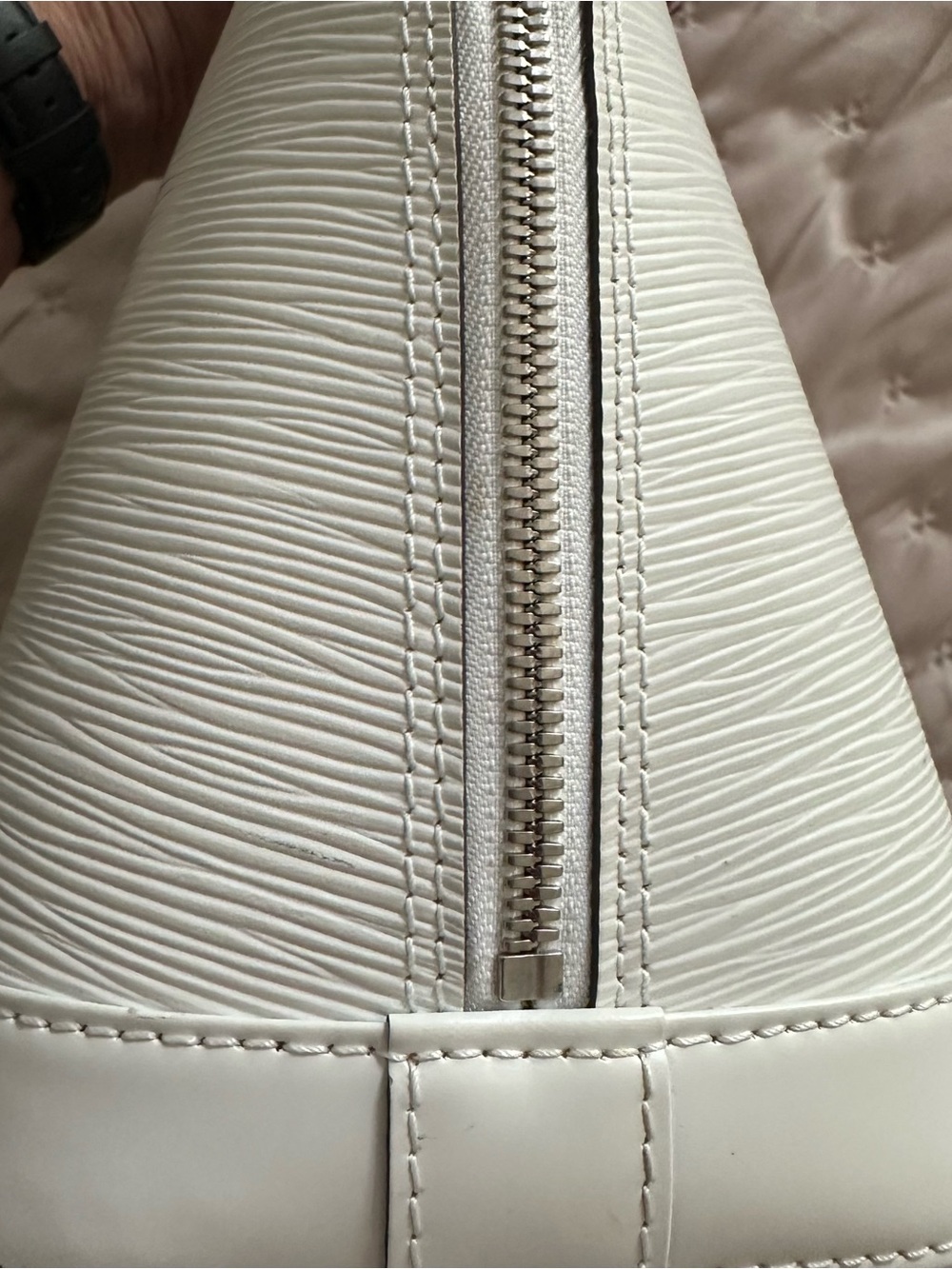 Louis Vuitton White Alma MM Top-Handle Bag with Silver Hardware - Picture 9 of 11